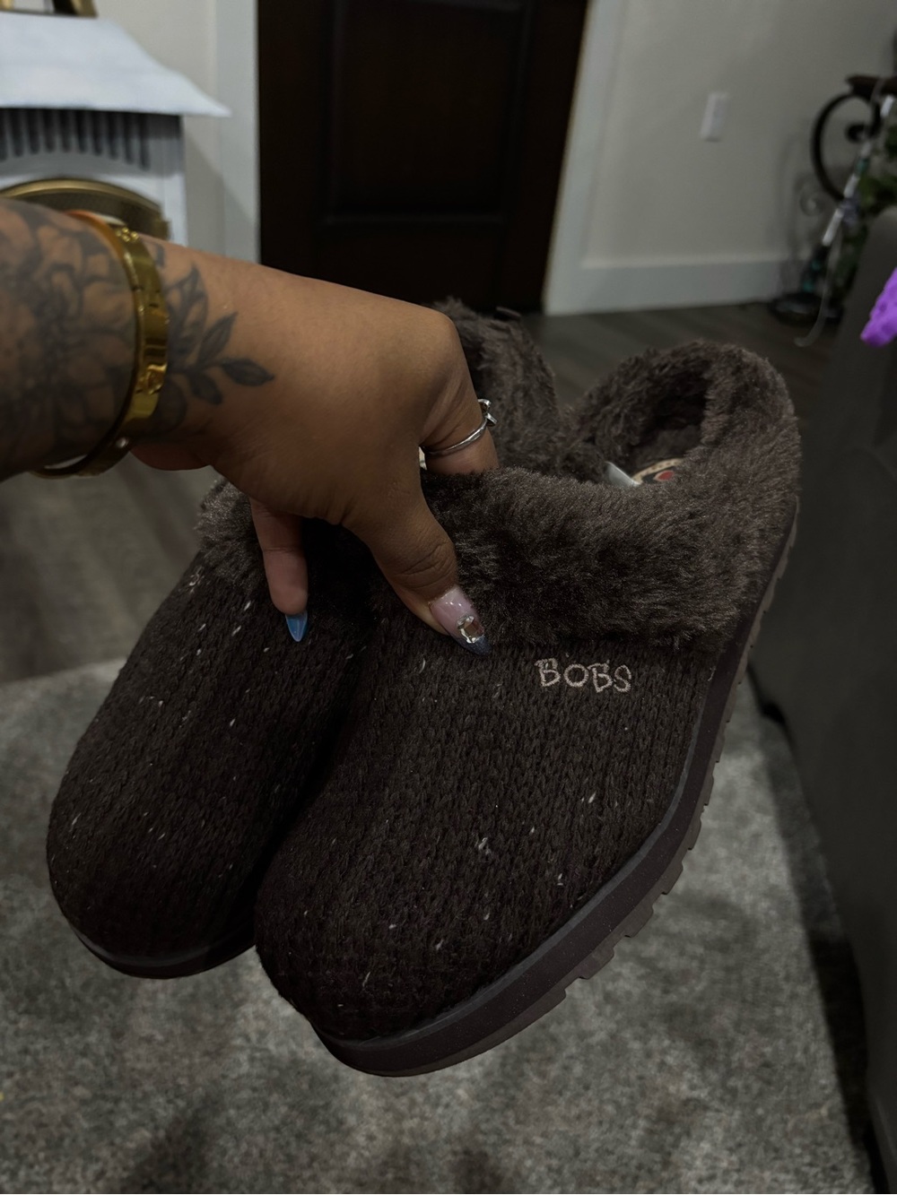 Skechers BOBS  teddy bear Plush Slip-On Slippers in Dark Brown